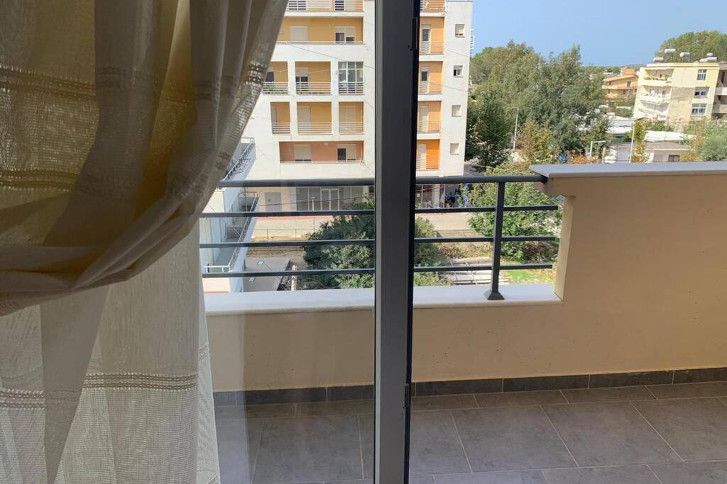 New Apartment Near The Beach Vlorë Exteriör bild